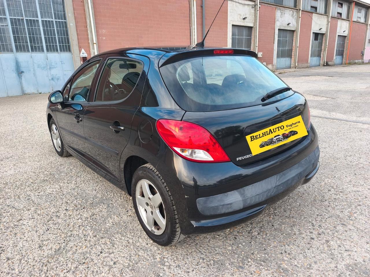 Peugeot 207 2010---1.4 Benzina GPL Neopatentati