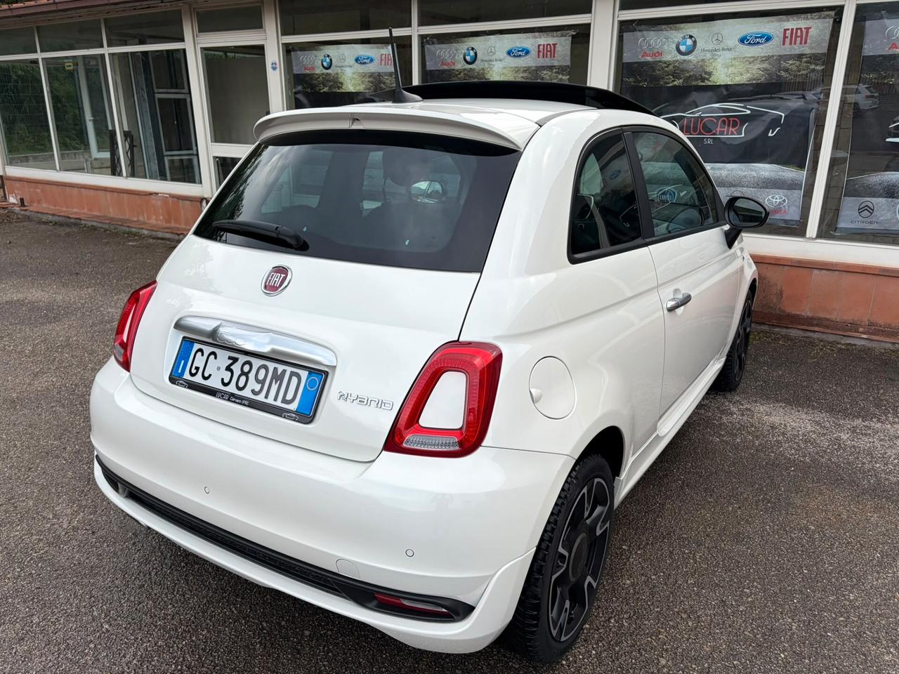 FIAT 500 1.0 HYBRID LOUNGE "PARI AL NUOVO"