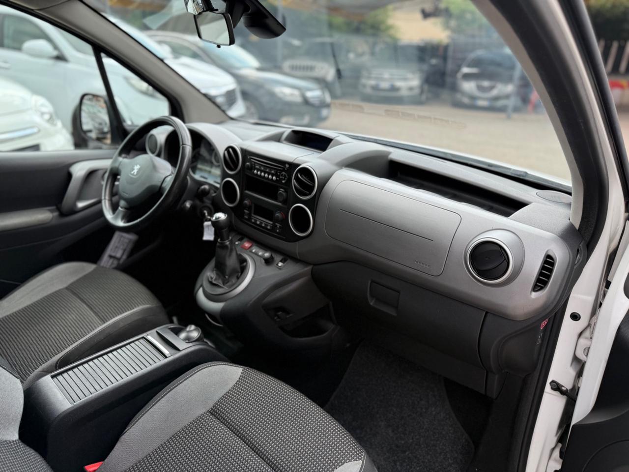 Peugeot Partner Tepee BlueHDi 100 5 POSTI