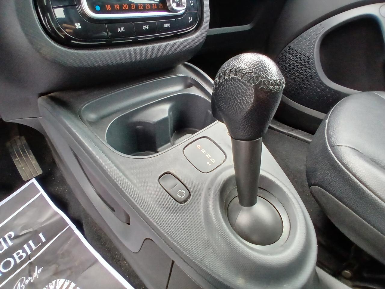 Smart ForTwo 70 1.0 twinamic Youngster pelle navi