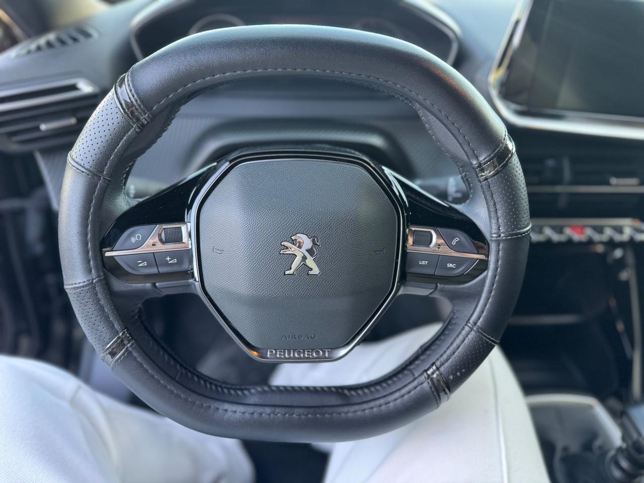 Peugeot 2008 Active Pack 1.2 PureTech 100 #8148