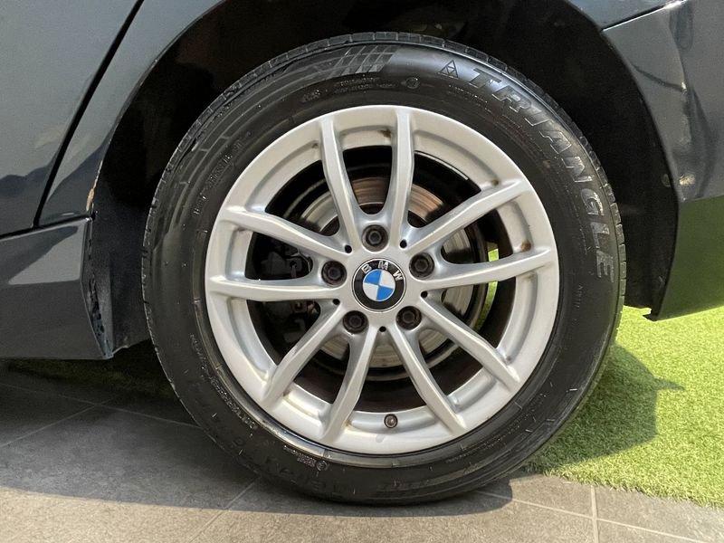 BMW Serie 1 116d 5p. Unique