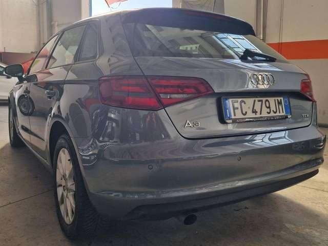 Audi A3 A3 Sportback 1.6 tdi Attraction 110cv s-tronic E6