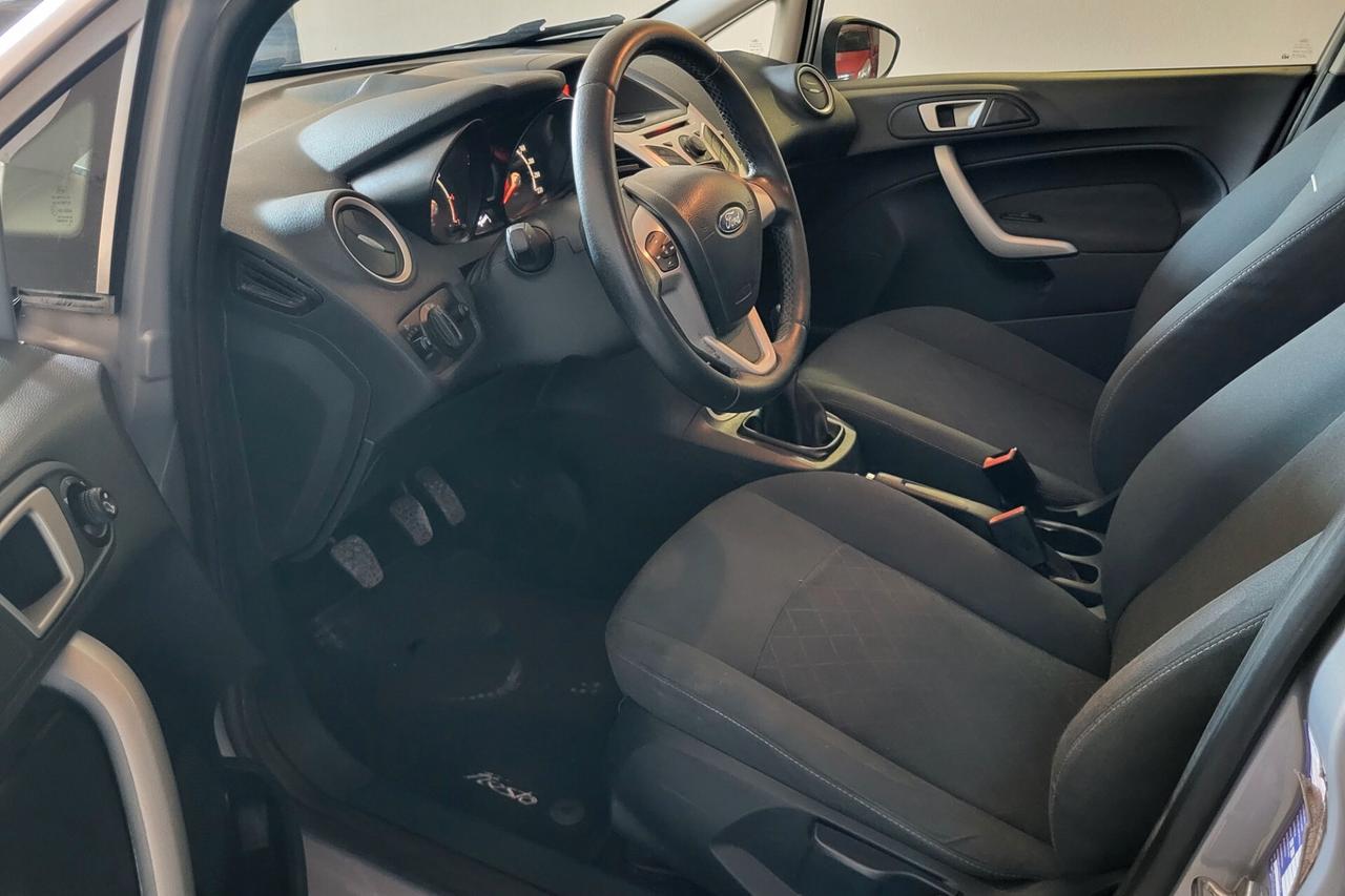 Ford Fiesta Ikon 1.4 5 porte Bz.- GPL