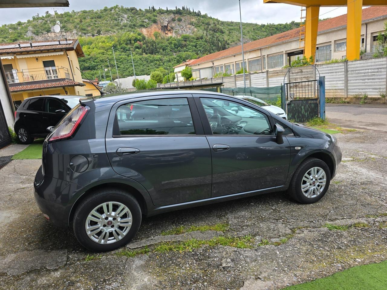 Fiat G.Punto 1.4 BZ/METANO NEOP OK -2013