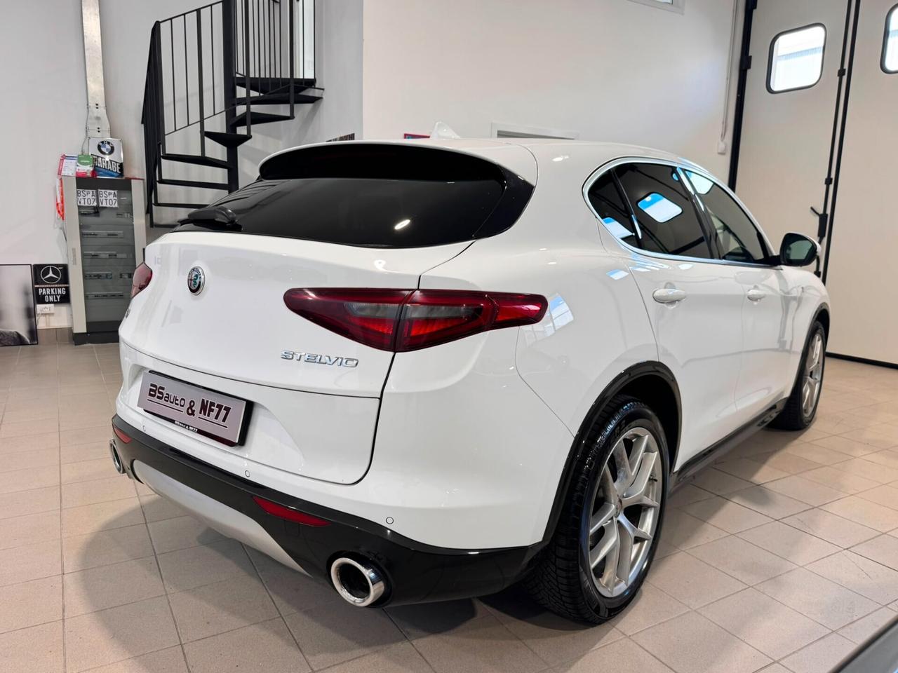 Alfa Romeo Stelvio 2.2 Turbodiesel 210 CV AT8 Q4 Ti