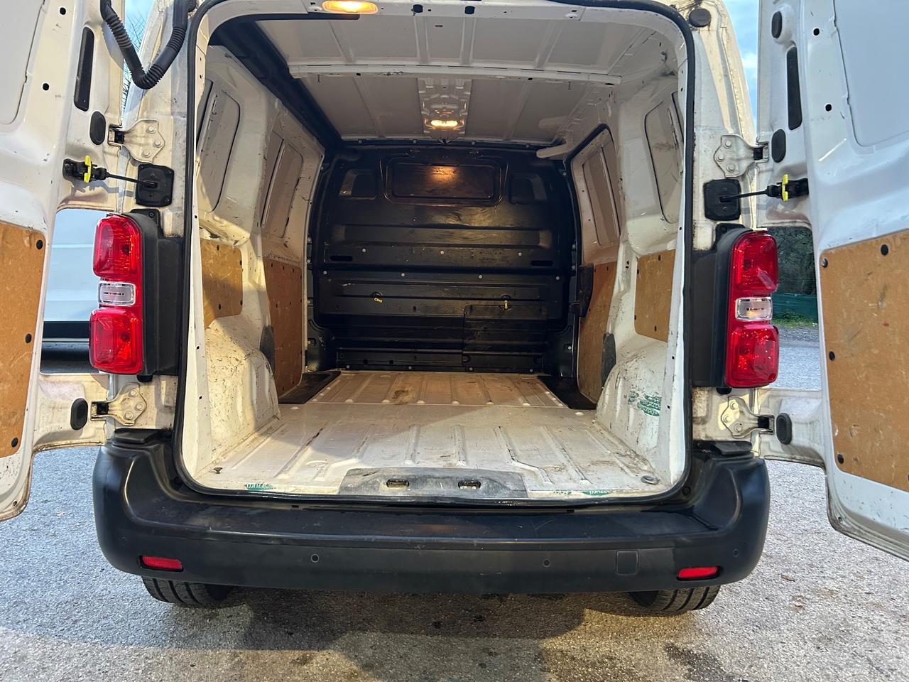 Peugeot Expert 2.0 BlueHDi 130000km Eur6