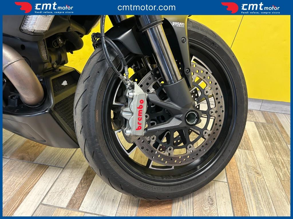 Ducati Diavel 1200 - 2013