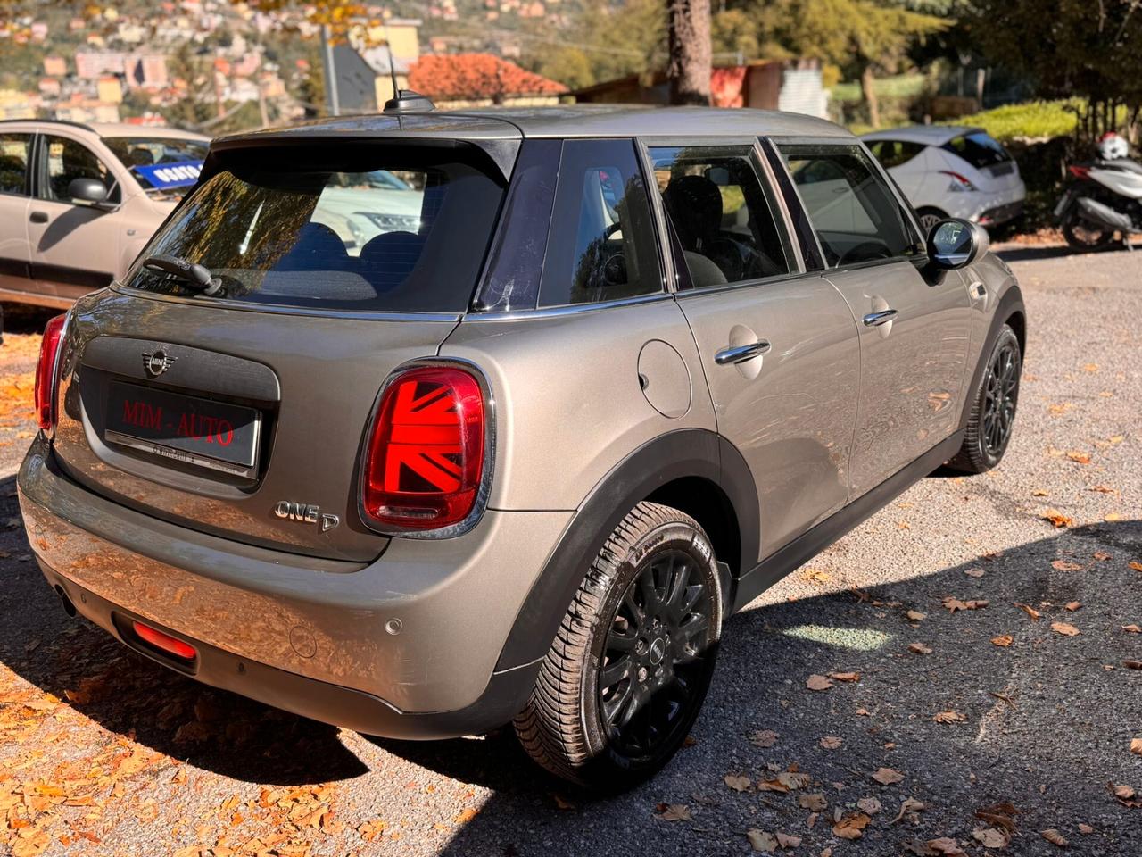 Mini 1.5 One D BAKER STREET 5 porte GARANZIA 1 ANNO