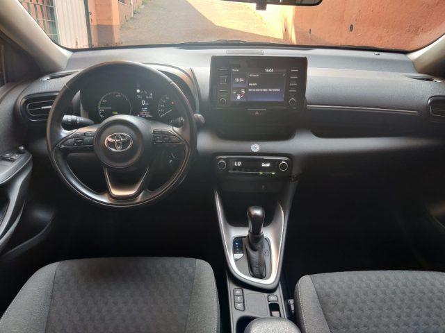 TOYOTA Yaris 1.5 Hybrid 5 porte Business KM 44.000 TAGLIANDATA