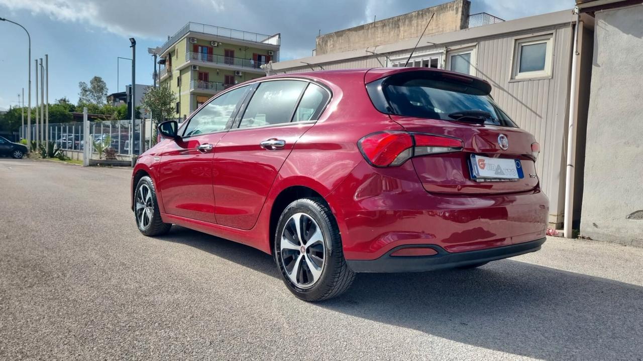 Fiat Tipo 1.6 Mjt S&S 5 porte S-Design