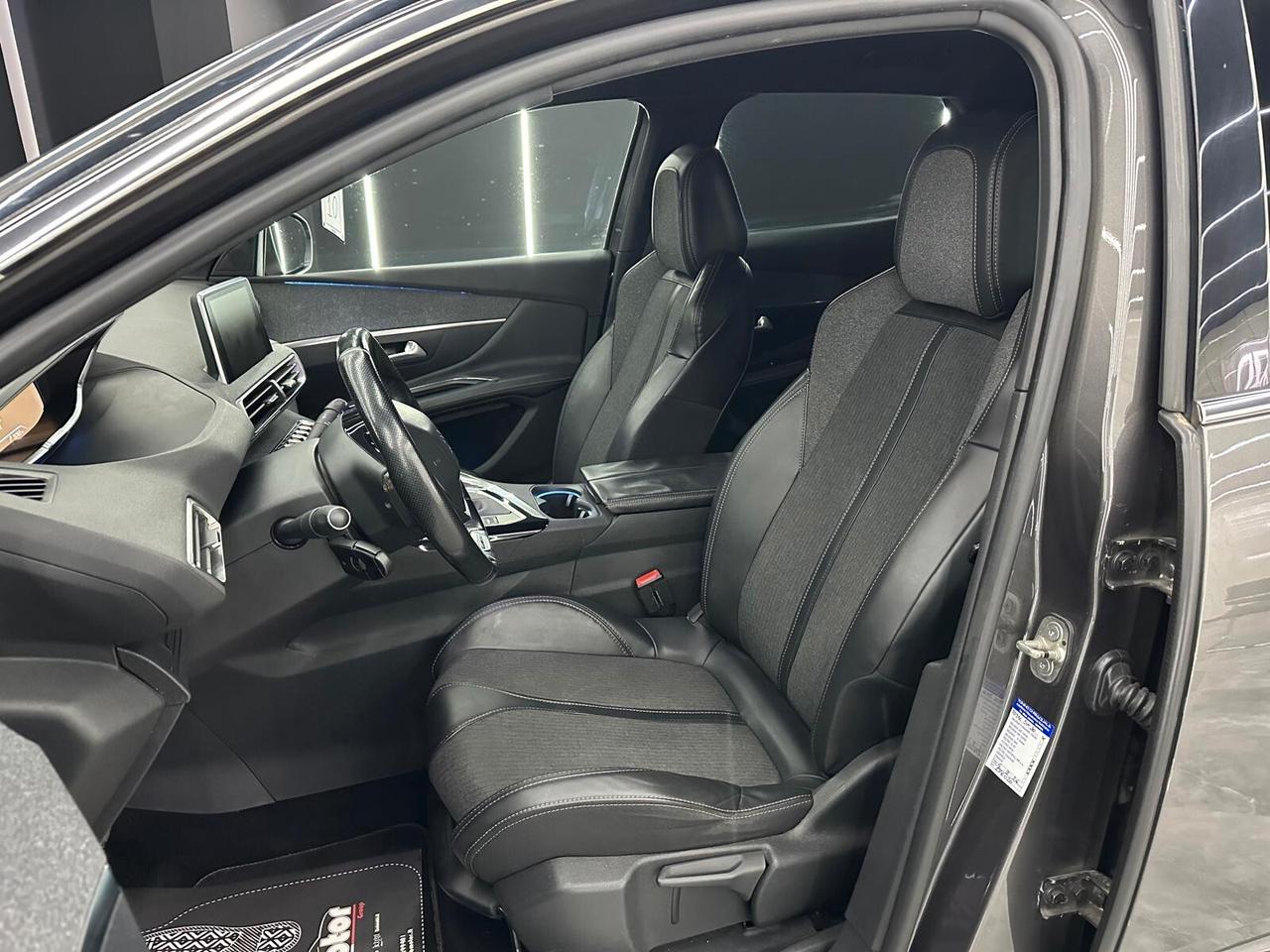 Peugeot 3008 BlueHDi 150 S&S Business