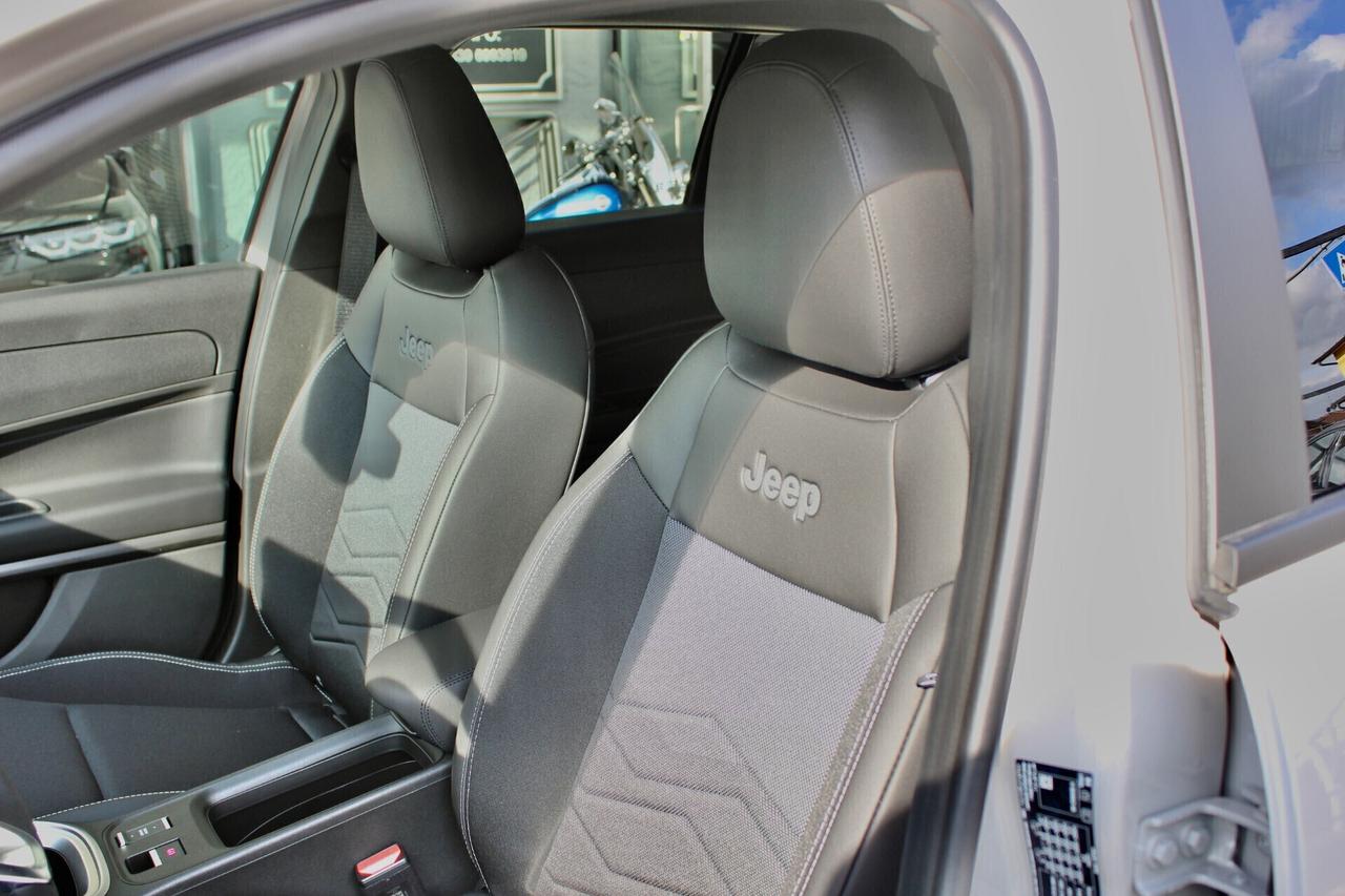 JEEP AVENGER 1.2 Turbo HYBRID SUMMIT CAMERA 180° PADDLE AL VOLANTE