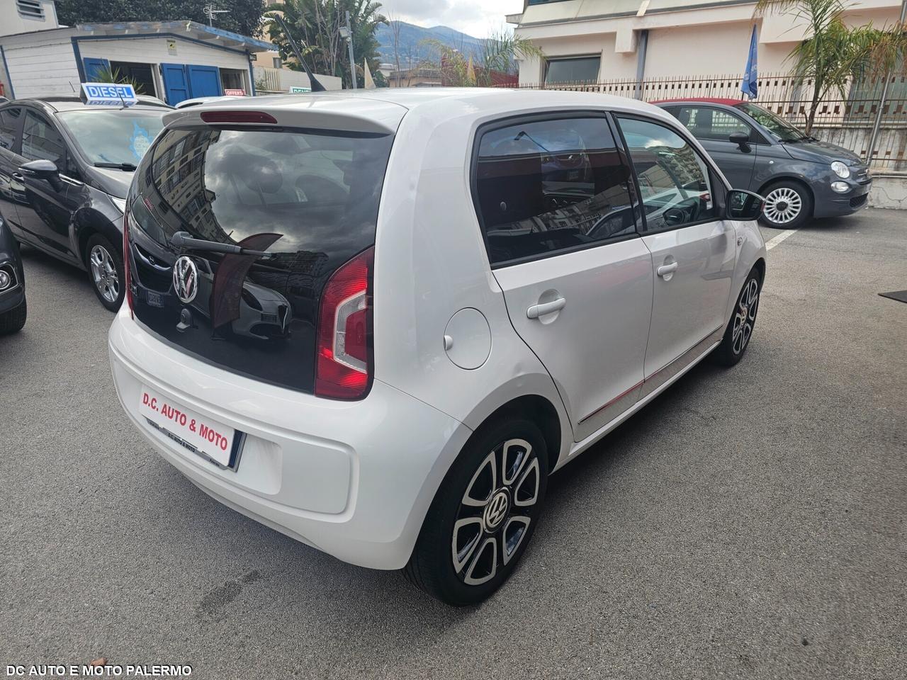 Volkswagen Up! 1.0 Benzina.75CV.Technology.2015