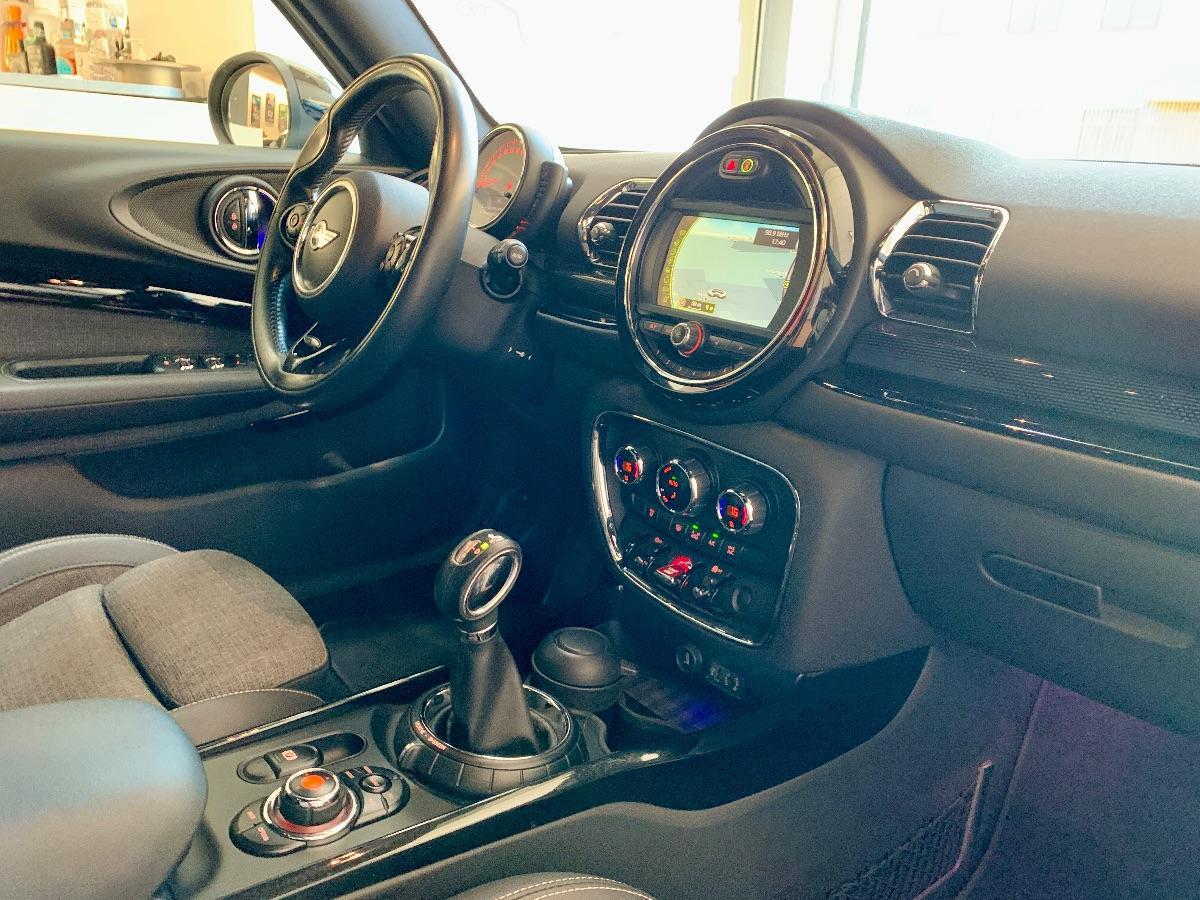 MINI Cooper D Clubman Mini IV F54 2016 Clubman 2.0 Boost auto
