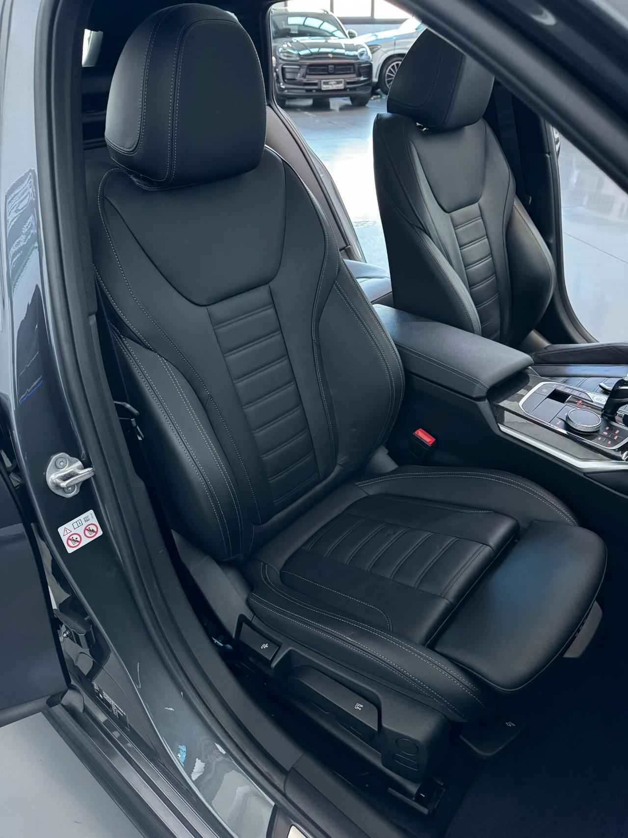 BMW 330 M-Sport Xdrive 3.0cc 286cv Tetto apribile Finanziabile