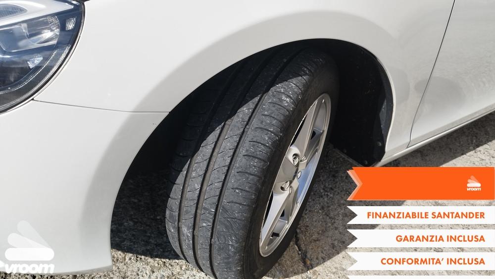 VOLVO V40 (2012-2020) V40 D2 1.6 R-design Kinetic