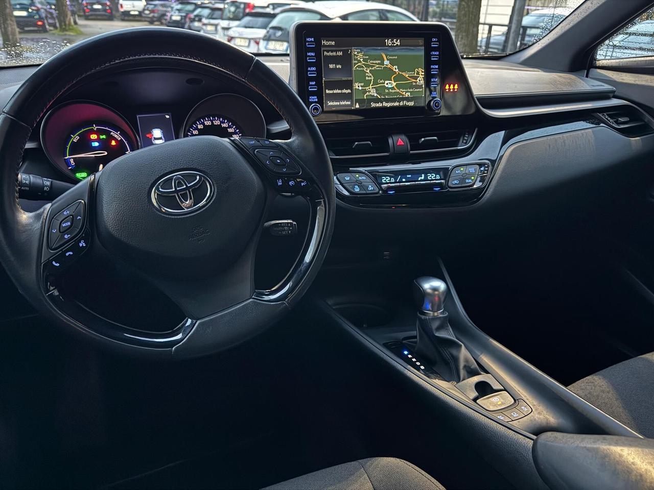 Toyota C-HR 1.8 Hybrid E-CVT Business