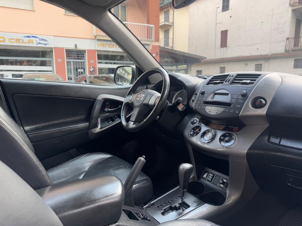 Toyota RAV 4 RAV4 2.0 Luxury - LEGGERE DESCRIZIONE!