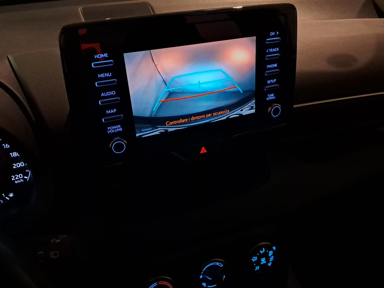 Toyota Yaris 1.0 5 porte Active