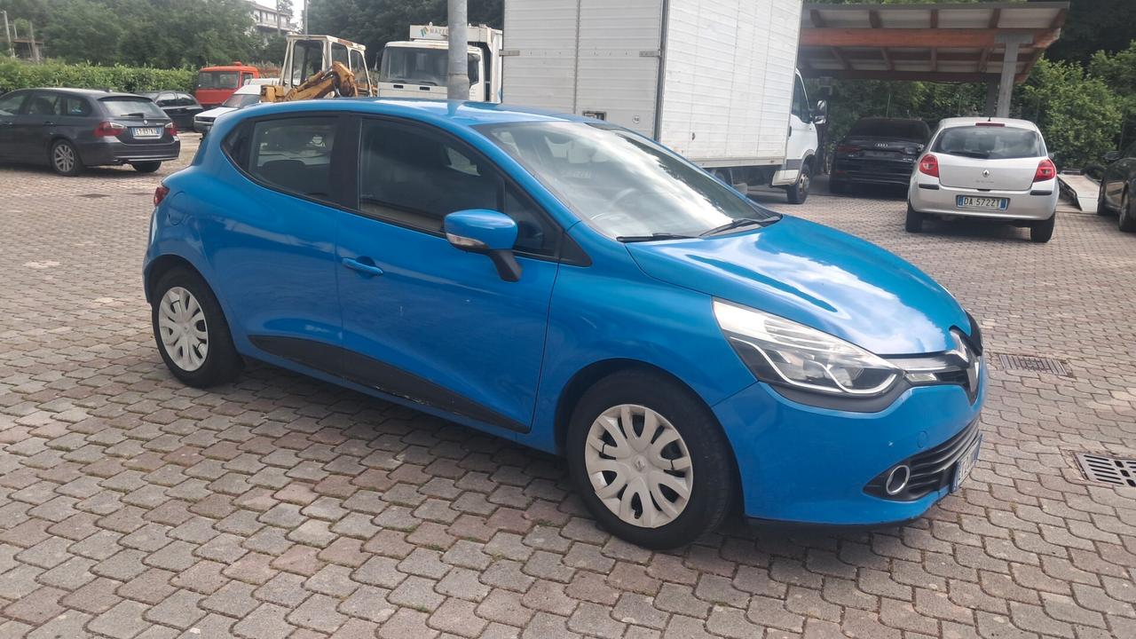 Renault Clio 1.5 dCi 8V 75CV 5 porte Wave