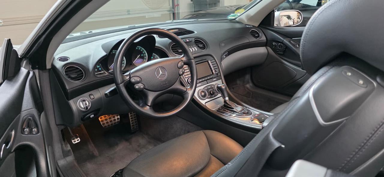 Mercedes-Benz SL350 Roadster