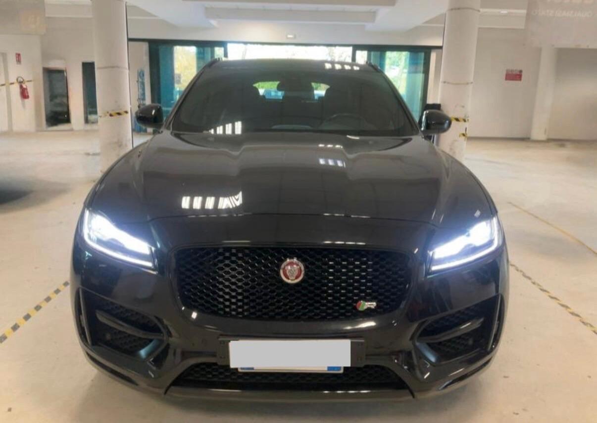 Jaguar F-Pace 2.0 D AWD R-Sport