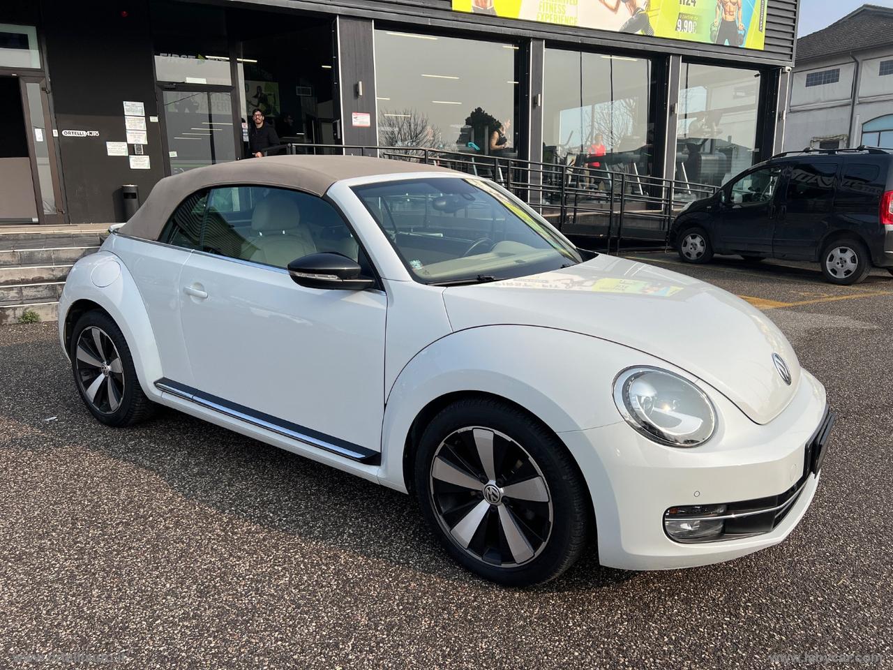 VOLKSWAGEN Maggiolino 2.0 TDI 150CV DSG Sport BMT STUPENDA