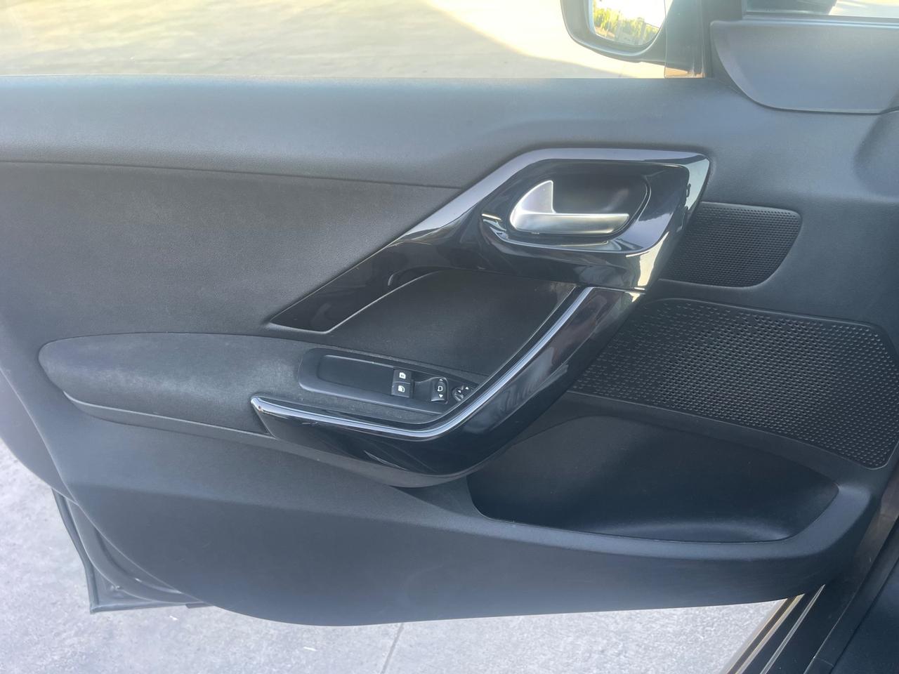 Peugeot 208 BlueHDi 75 5 porte Active