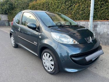 Peugeot 107 1.0 68CV 3p. Plaisir