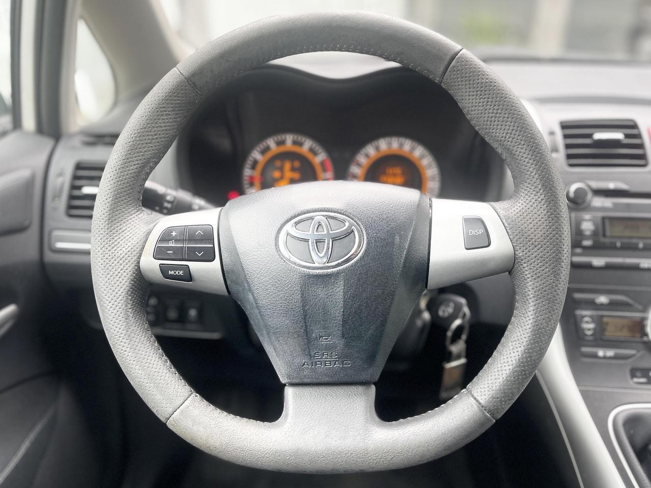 Toyota Auris 1.3 Benzina 99CV E5 Neo - 2012