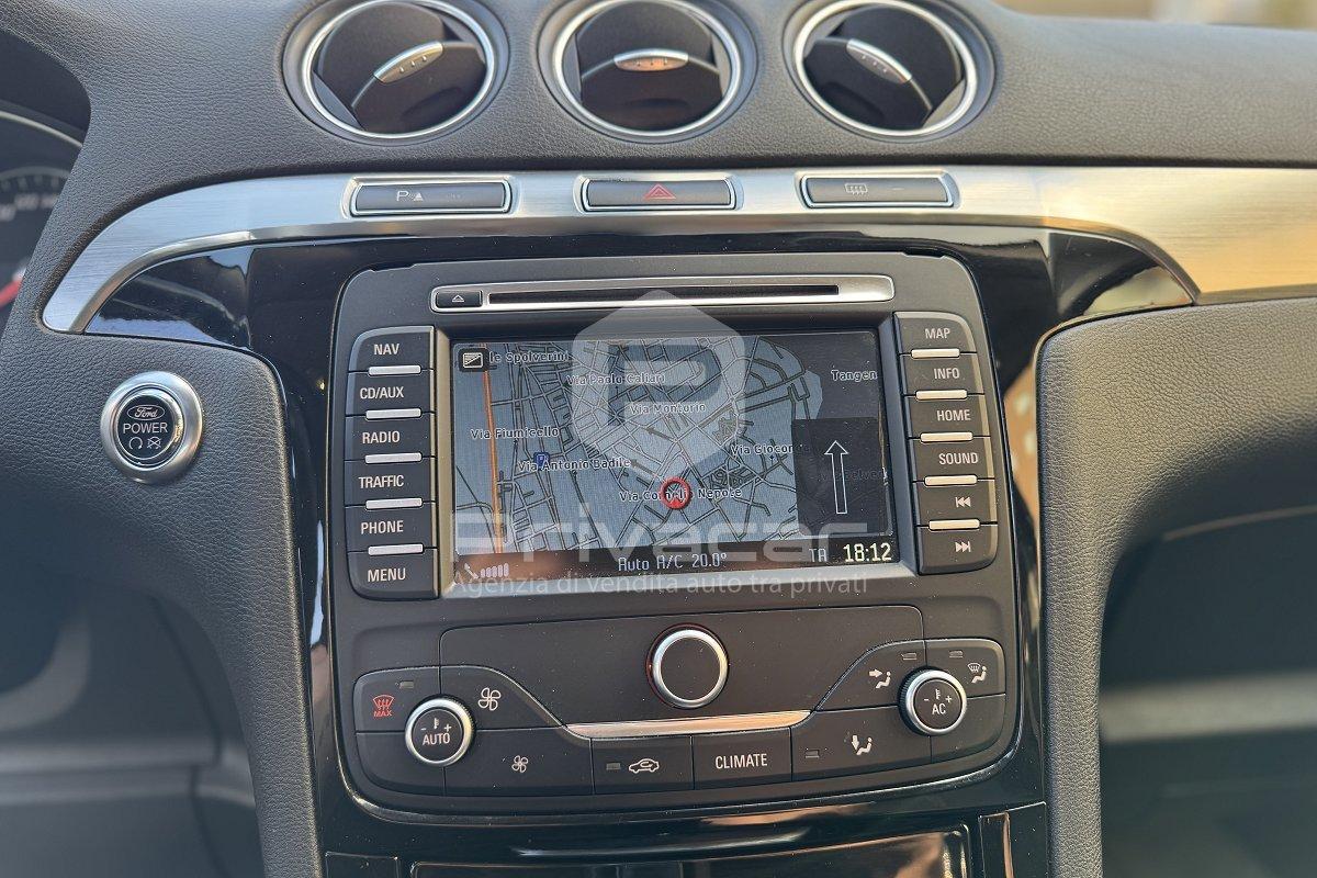 FORD S-Max 2.0 TDCi 163CV Powershift New Titanium