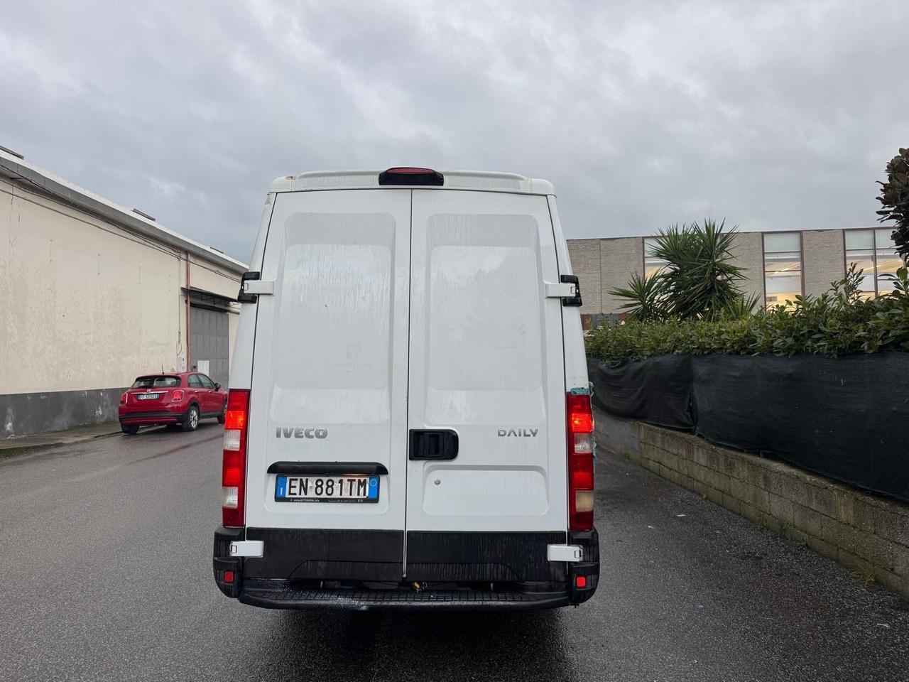 Iveco Daily 2012 3.0 Diesel 107 CV