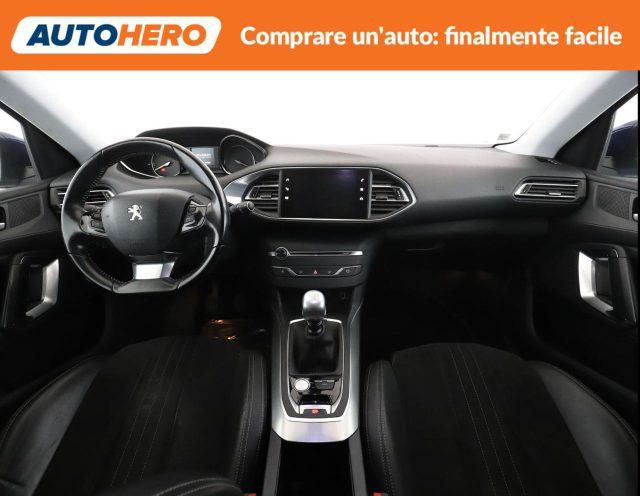 PEUGEOT 3008 BlueHDi 120 S&S Allure