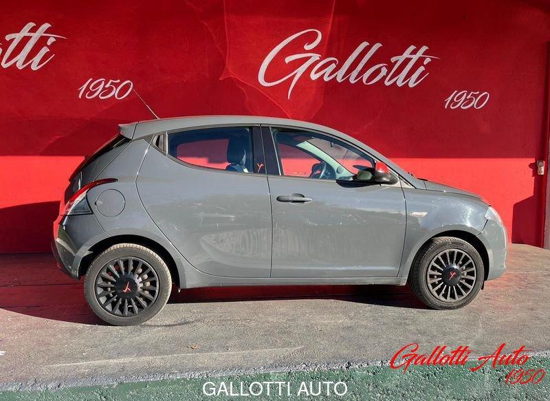 Lancia Ypsilon 1.2 69cv Elefantno
