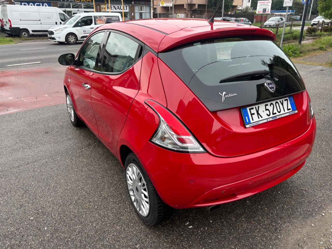 Lancia Ypsilon 1.2 69 CV 5 porte Gold