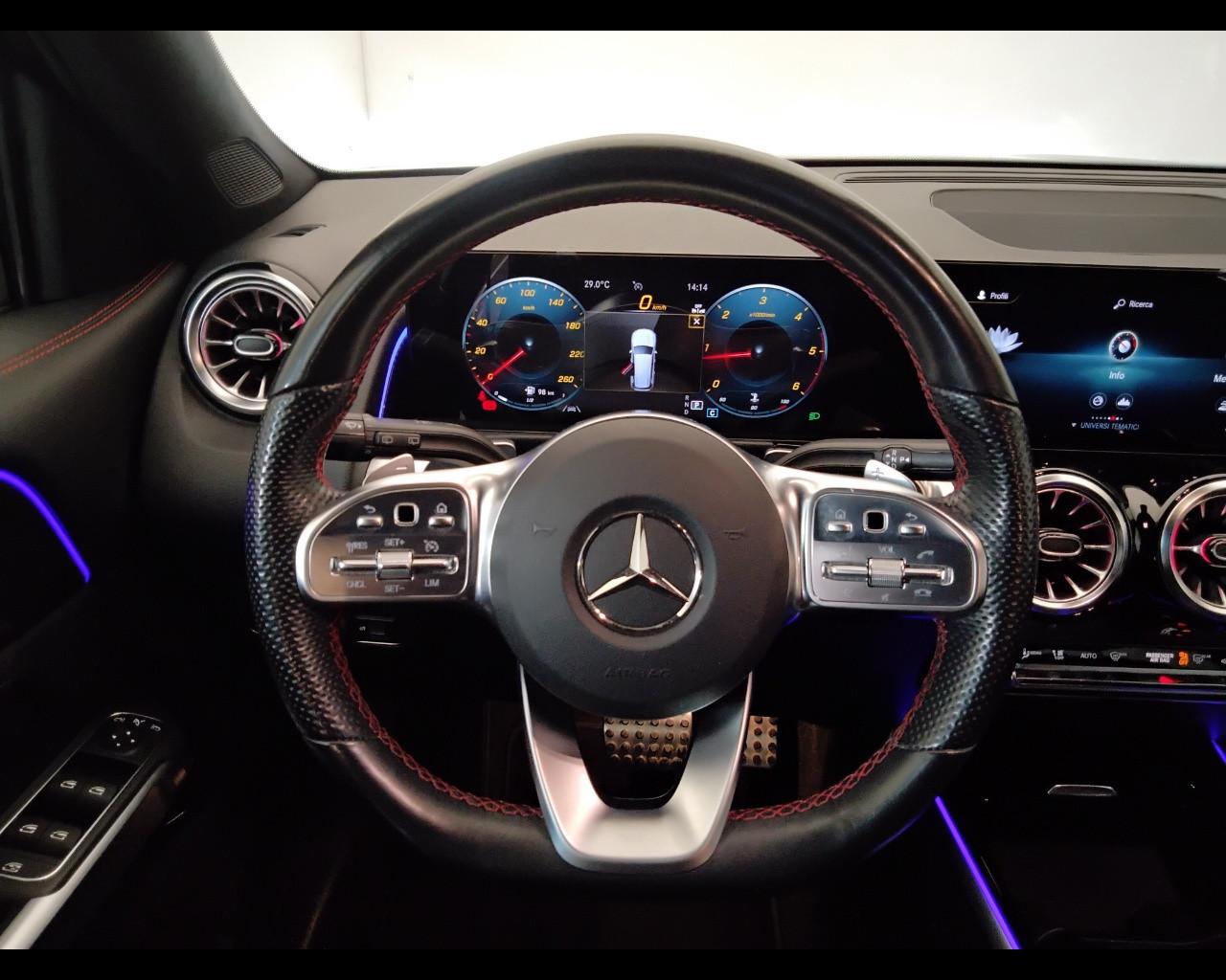 Mercedes-Benz GLB - X247 2019 - GLB 200 d Premium auto