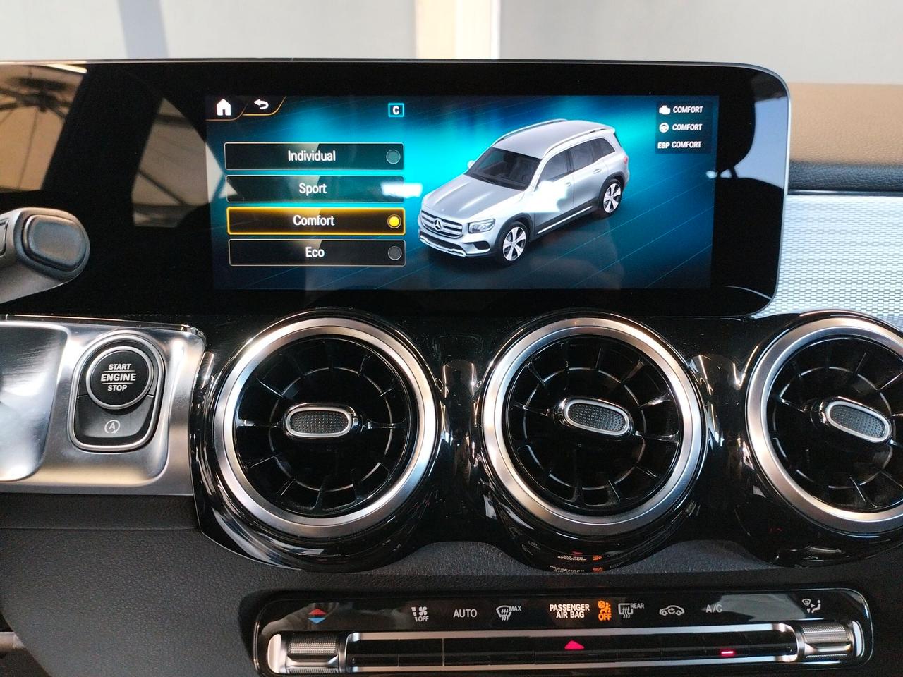 Mercedes-Benz GLB 180 X247 2019 d Sport auto
