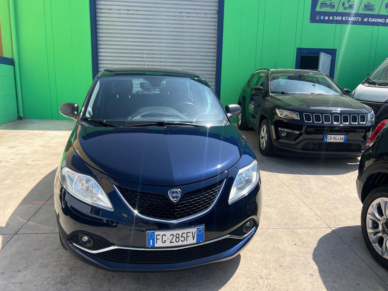Lancia Ypsilon 1.2 69 CV 5 porte S&S Gold