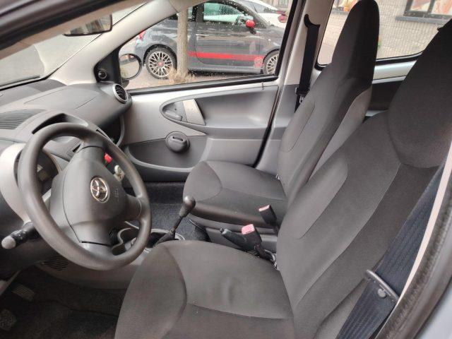 TOYOTA Aygo 1.0 12V VVT-i 5 porte Sol FINANZIABILE