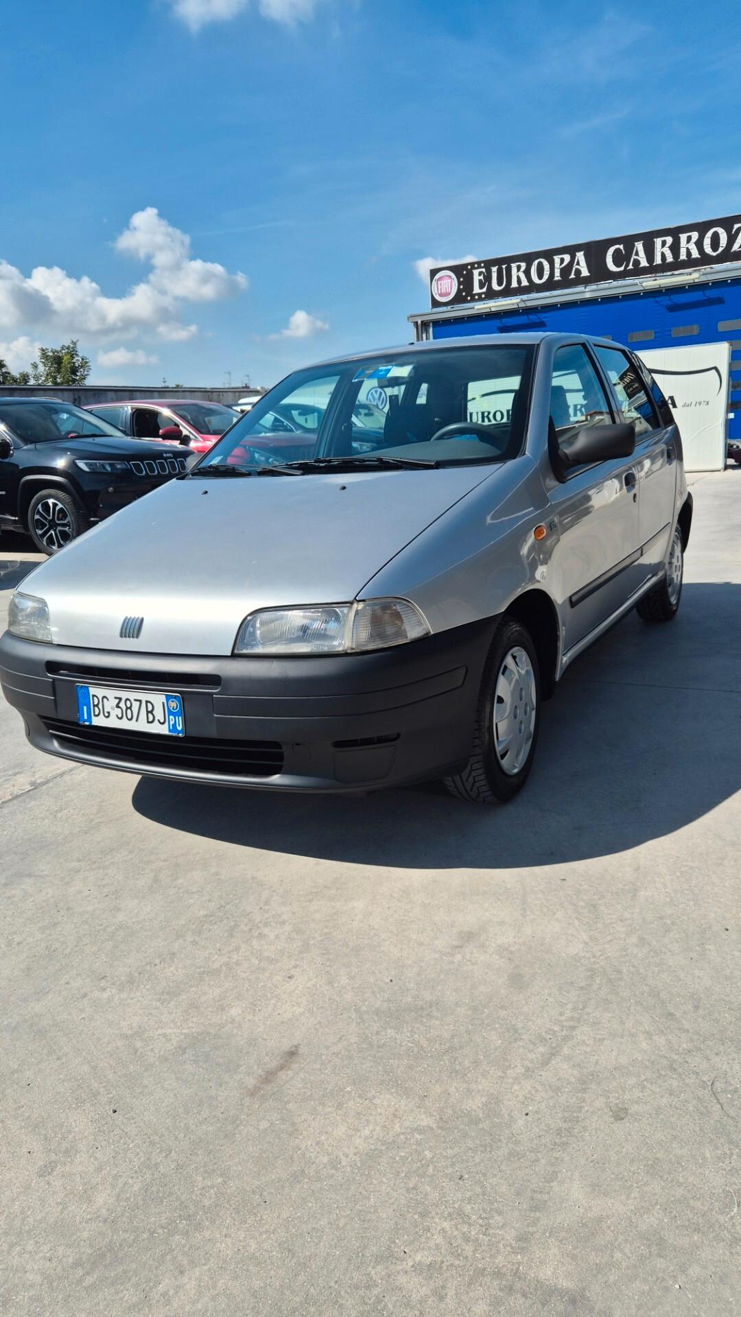 Fiat Punto 1.2i cat 5 porte SX