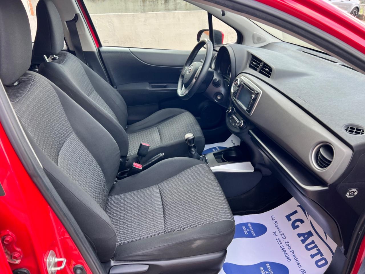 Toyota Yaris 1.0 5 porte Lounge. NEOPATENTATO