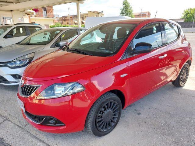 LANCIA Ypsilon 1.0 FireFly 5 porte S&S Hybrid Ecochic Silver