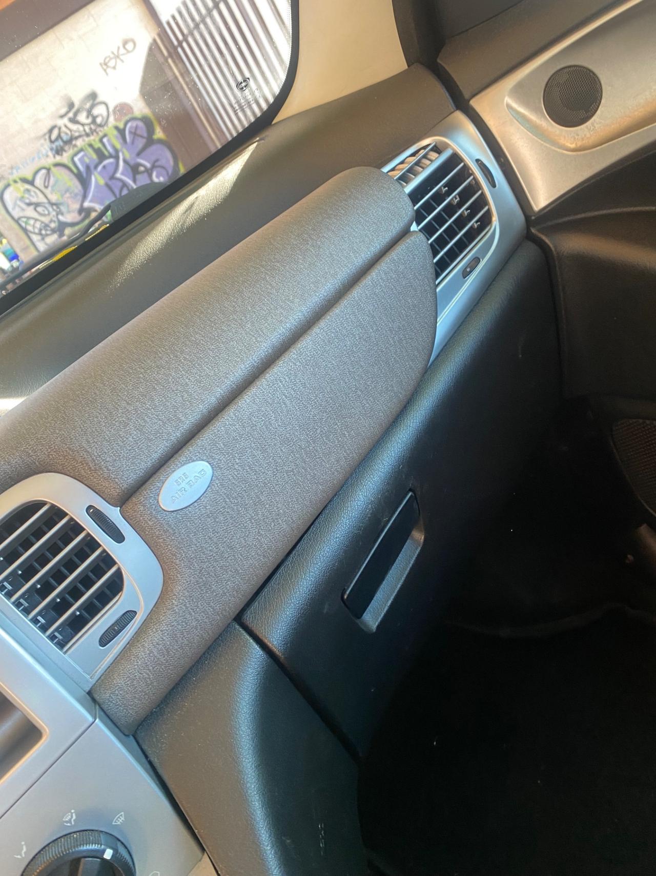 Lancia Ypsilon 1.3 MJT 75 CV Argento