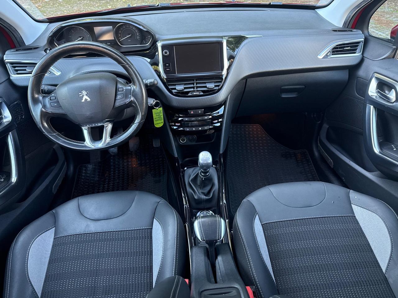 Peugeot 2008 BlueHDi 120 S&S Black Matt