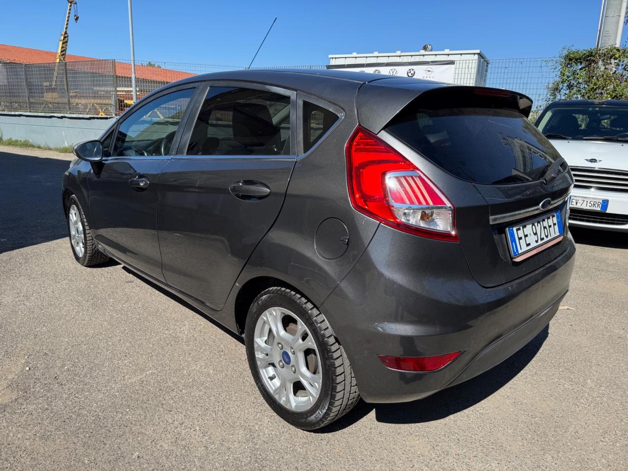 Ford Fiesta 1.5 TDCi 75CV 5 porte Titanium