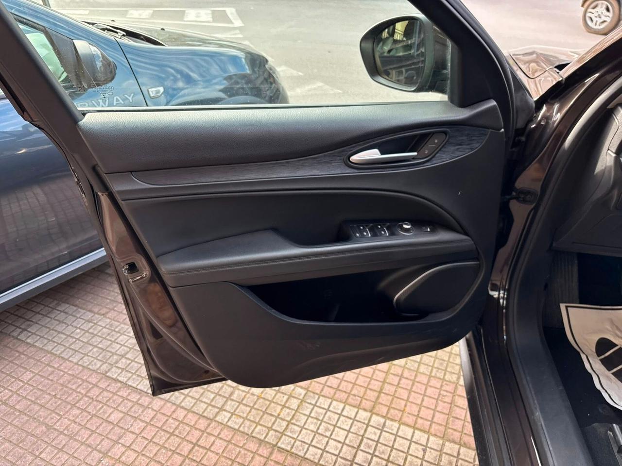 Alfa Romeo Stelvio 2.2 190 CV AT8 Q4 - 2019