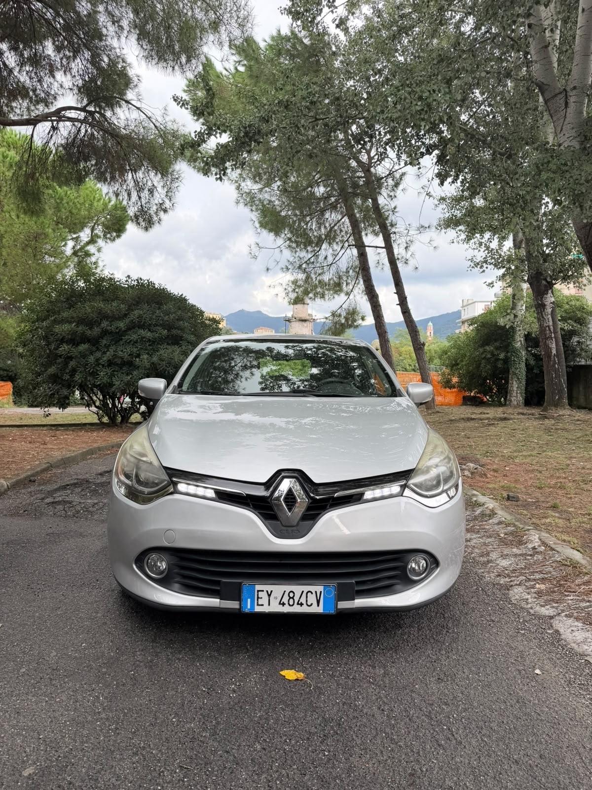 Renault Clio 1.5 dCi 8V 75CV 5 porte Costume National