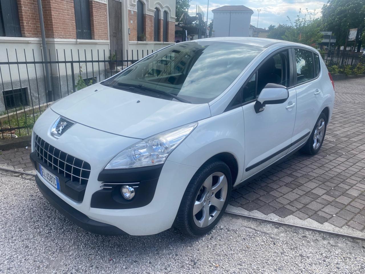 Peugeot 3008 1.6 HDi 112CV “ Tagliandato”