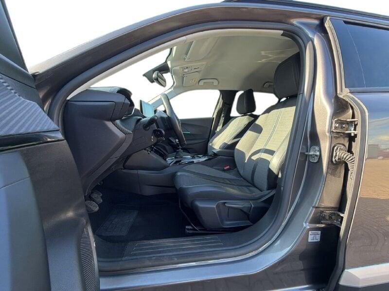 Peugeot 2008 2008 PureTech 100 S&S Allure